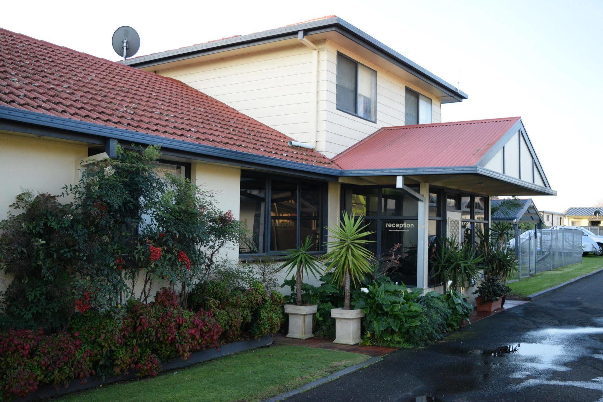Mornington Motel Buitenkant foto