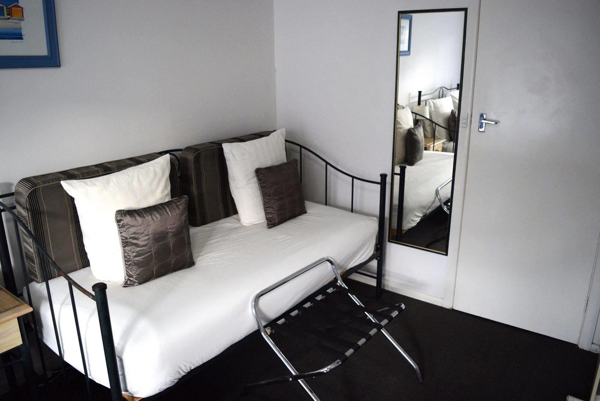 Mornington Motel Buitenkant foto