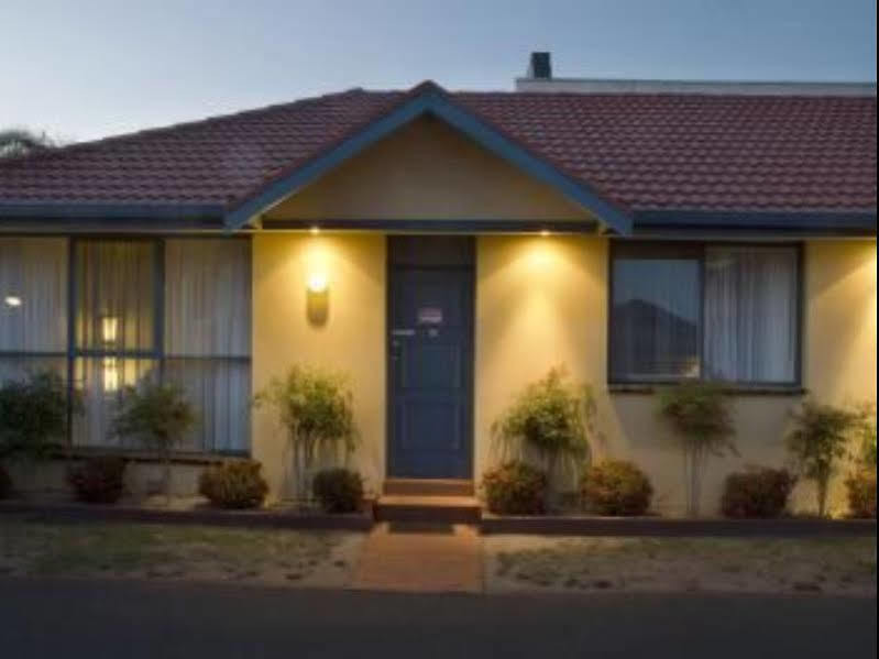 Mornington Motel Buitenkant foto