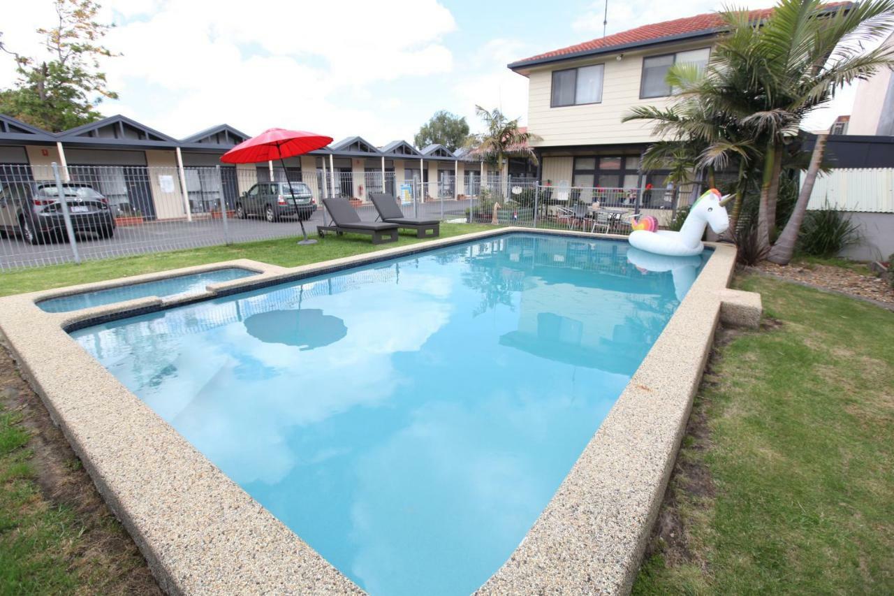 Mornington Motel Buitenkant foto